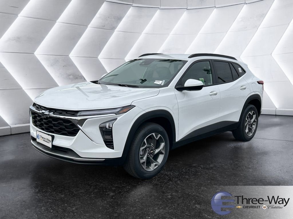 New 2026 Chevrolet Trax LT w/ Driver Confidence Package FWD image 1