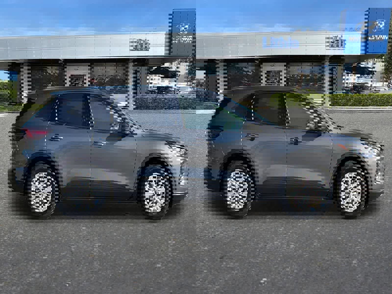 Used 2025 Ford Escape Active image 9