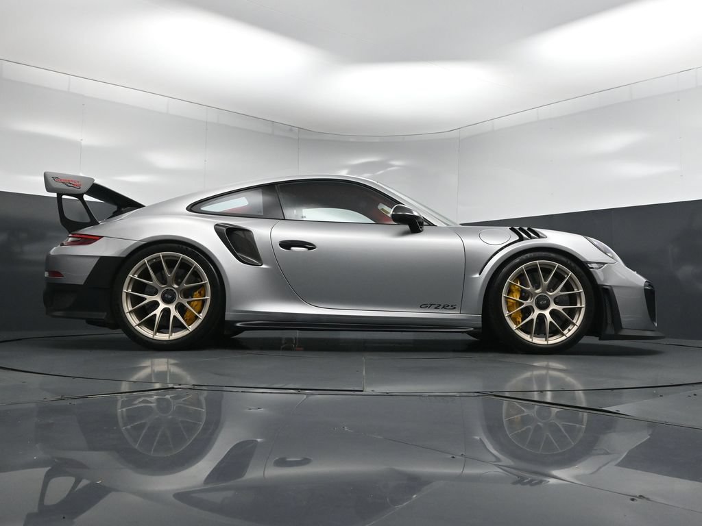 Used 2018 Porsche 911 GT2 RS RWD image 27