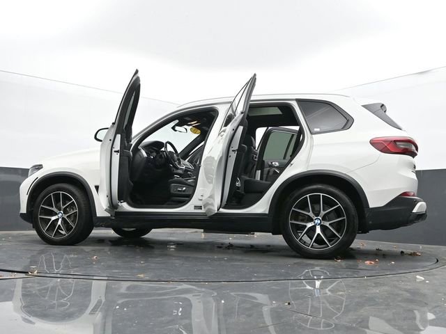 Used 2019 BMW X5 xDrive40i w/ Convenience Package image 70