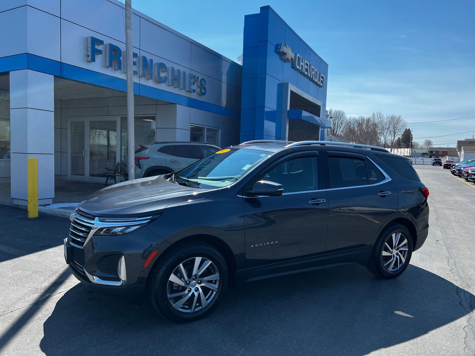 Used 2022 Chevrolet Equinox Premier image 1