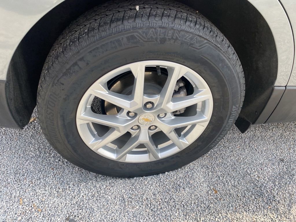 Used 2024 Chevrolet Equinox LT image 16