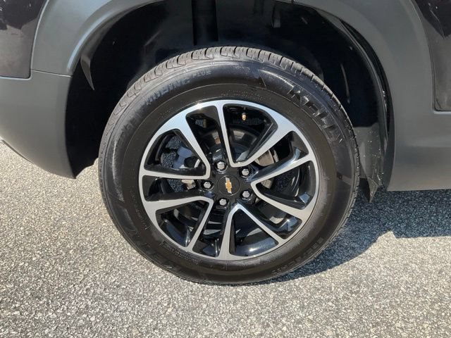 Used 2025 Chevrolet TrailBlazer LT AWD/4WD image 23