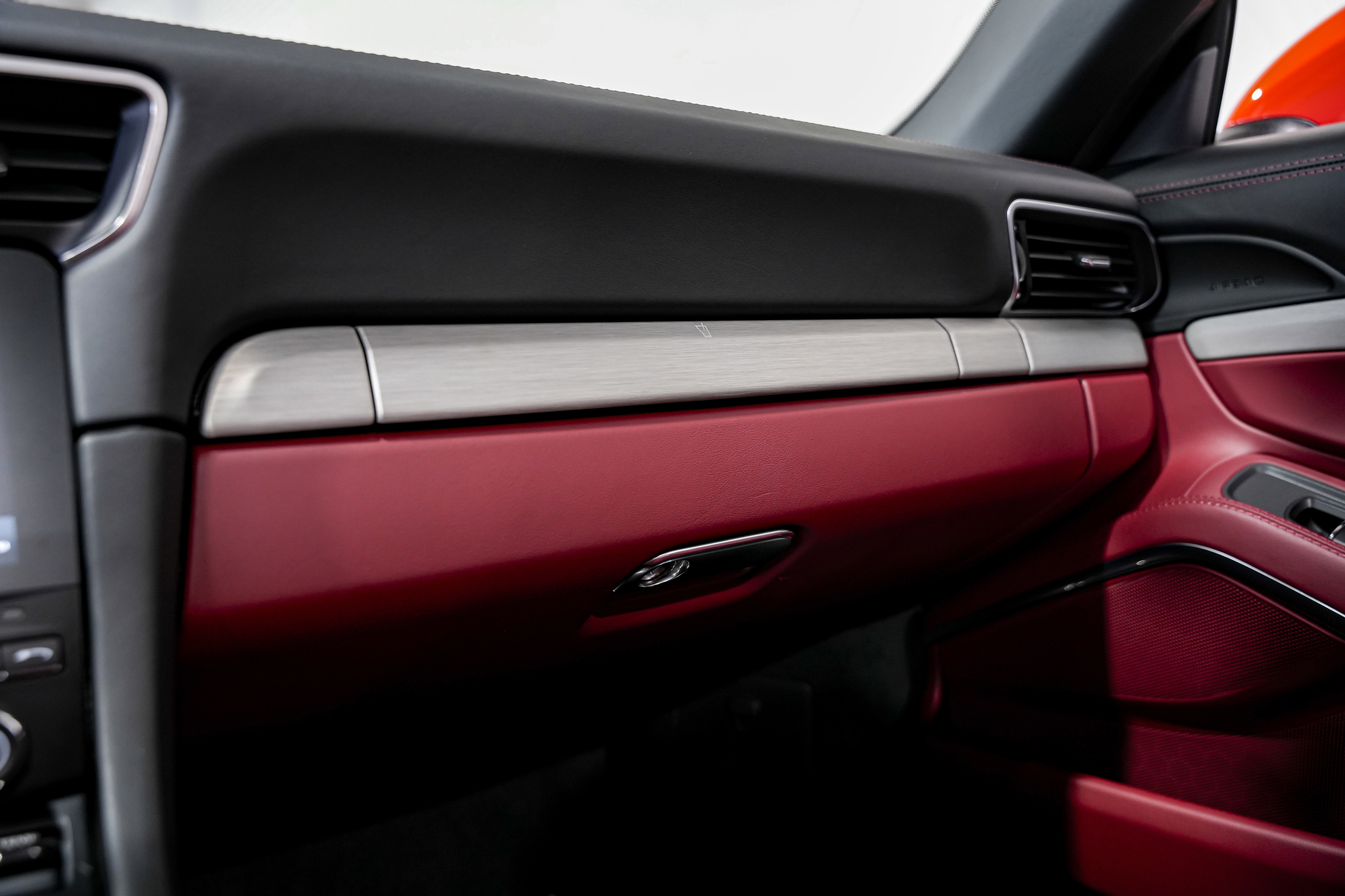 Used 2018 Porsche 911 Carrera GTS image 18