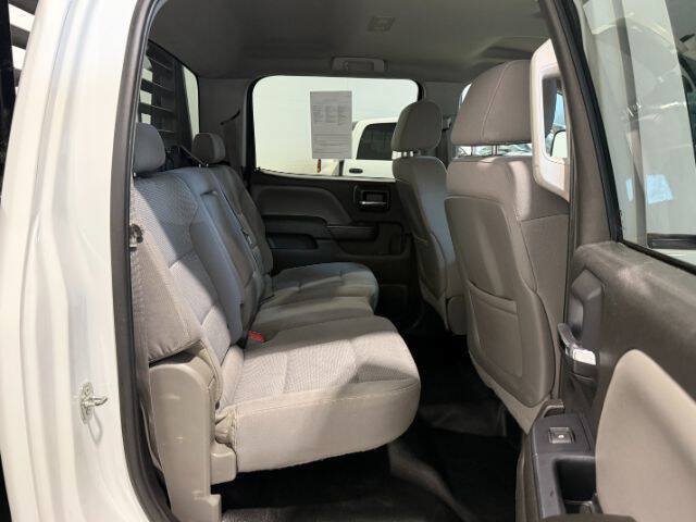 Used 2015 Chevrolet Silverado 3500 W/T w/ WT Convenience Package AWD/4WD image 16