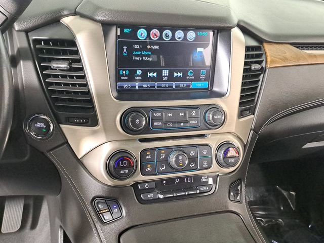 Used 2020 GMC Yukon Denali w/ Denali Premium Package image 30