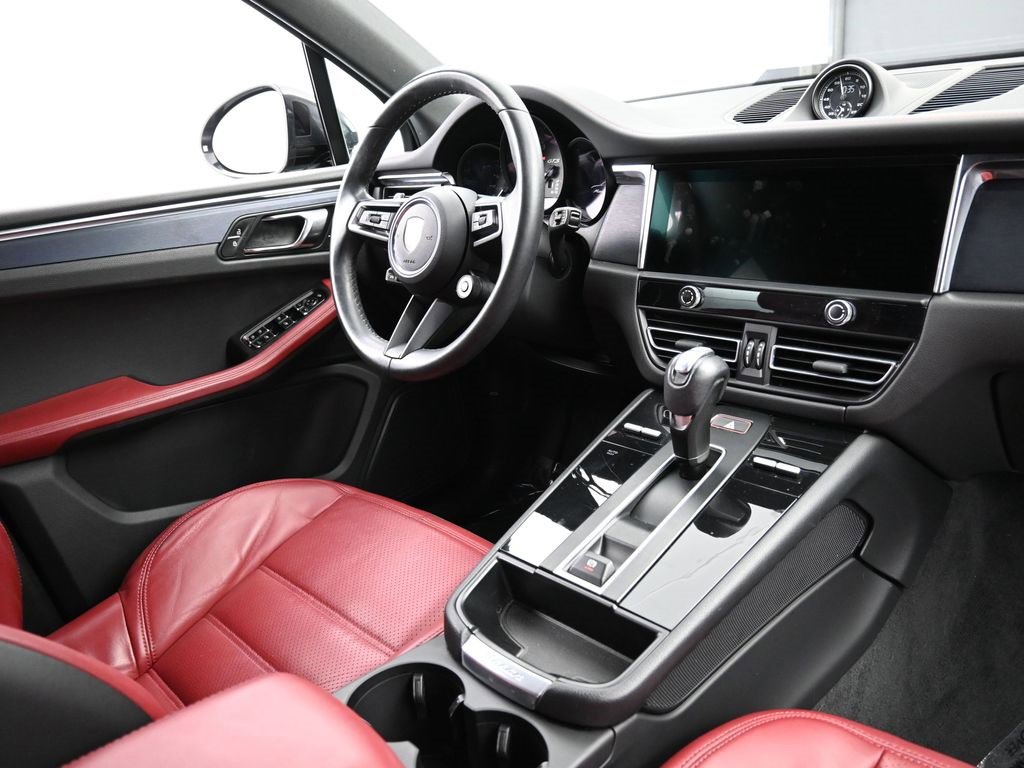 Certified 2023 Porsche Macan GTS image 27
