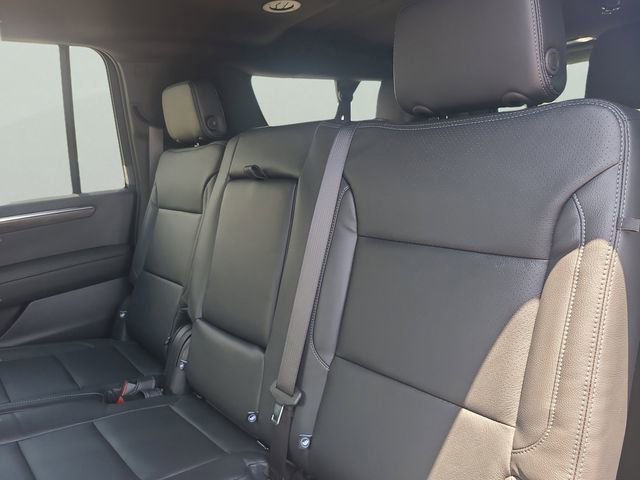 New 2026 Chevrolet Suburban LS RWD image 6