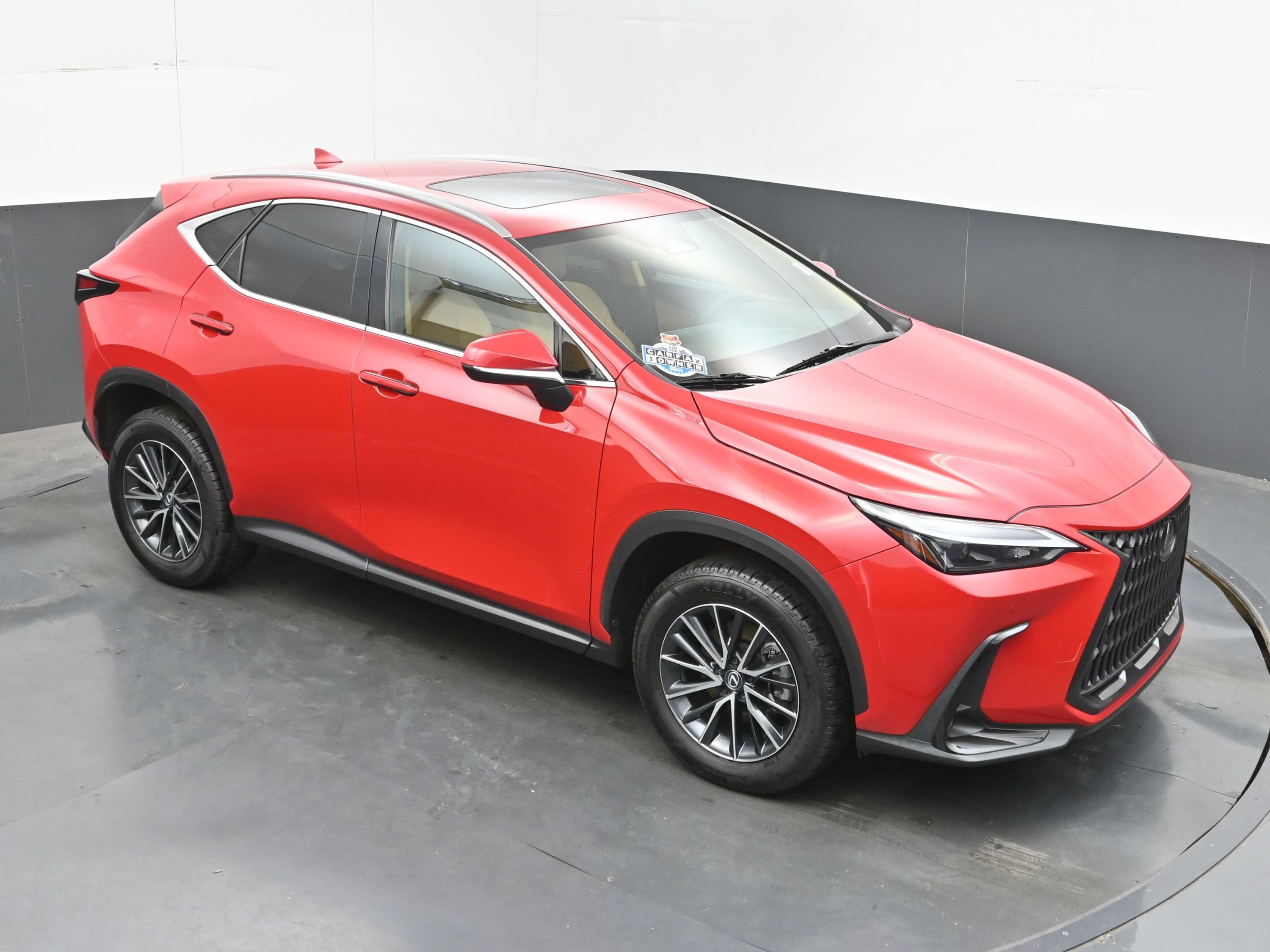 Used 2025 Lexus NX 250 FWD w/ Towing Package (2000 Lbs) image 31