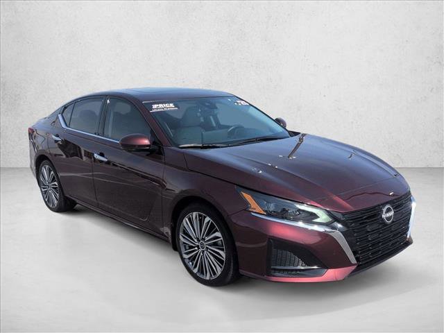 Used 2025 Nissan Altima 2.5 SL image 3