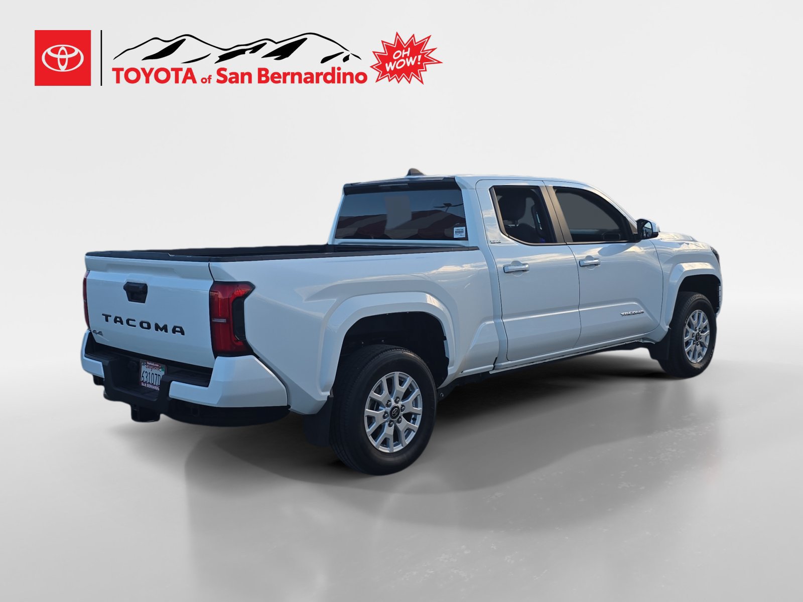 Certified 2025 Toyota Tacoma SR5 AWD/4WD image 5