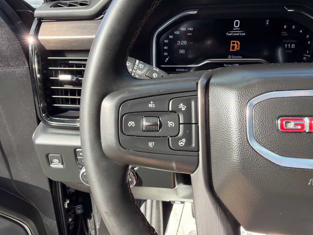 Used 2024 GMC Sierra 2500 AT4 w/ Technology Package AWD/4WD image 23