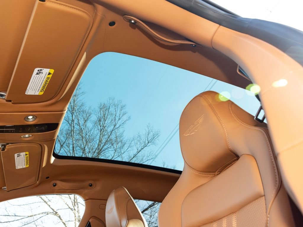 New 2026 Aston Martin DBX 707 image 39