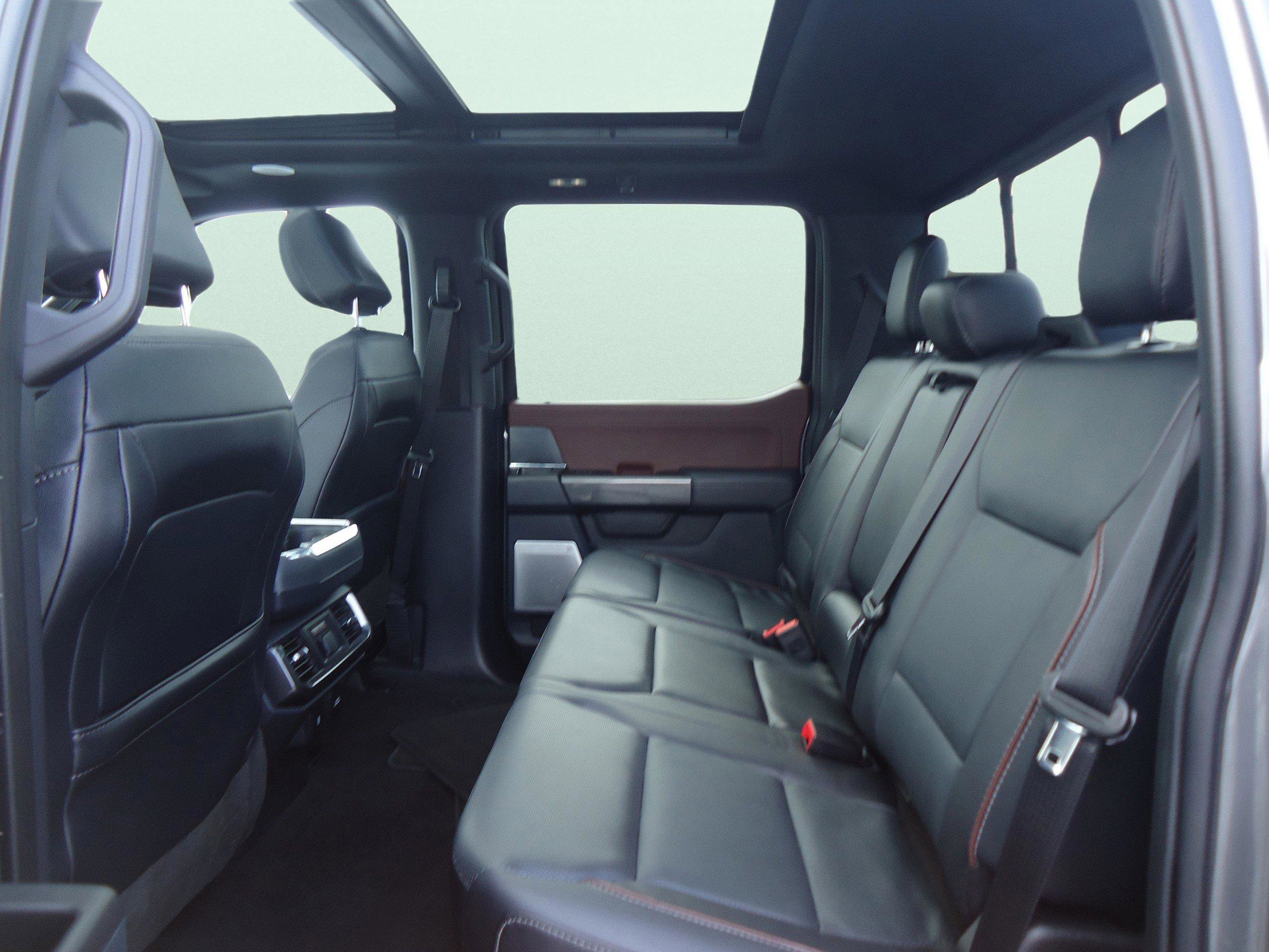 Used 2023 Ford F150 Lariat w/ Equipment Group 502A High image 31