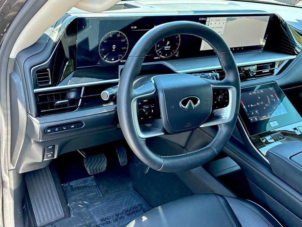 Certified 2026 INFINITI QX80 Luxe w/ Cargo Package AWD/4WD image 17