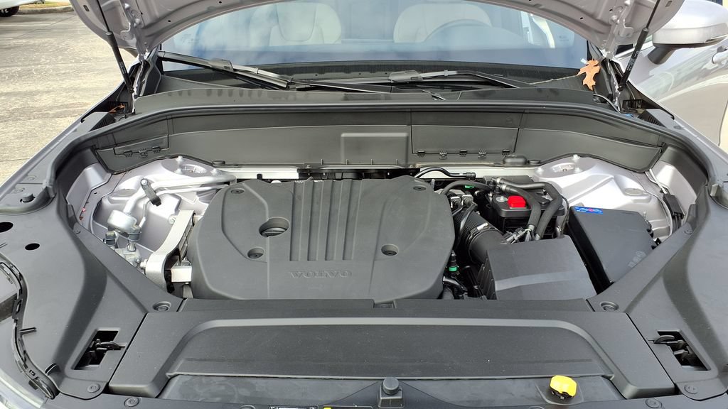 New 2026 Volvo XC90 B5 Core AWD/4WD image 30