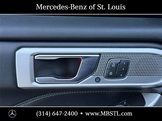 Used 2022 Ford Explorer Limited w/ Equipment Group 301A image 17