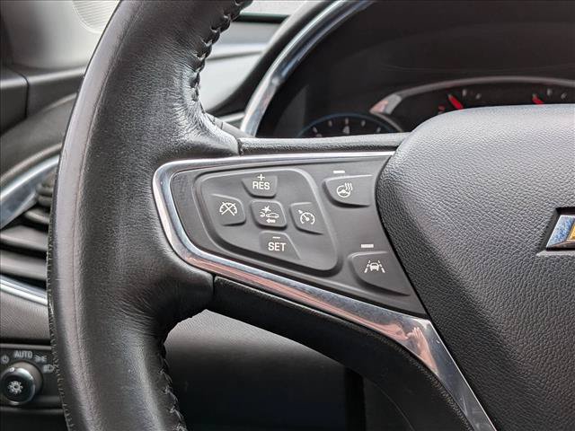 Used 2016 Chevrolet Malibu Premier w/ Driver Confidence Package FWD image 12