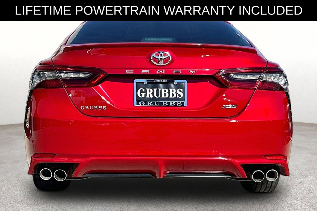Used 2022 Toyota Camry XSE FWD image 5