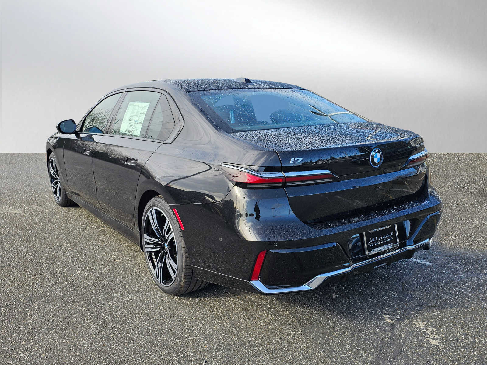 New 2024 BMW i7 xDrive60 image 4