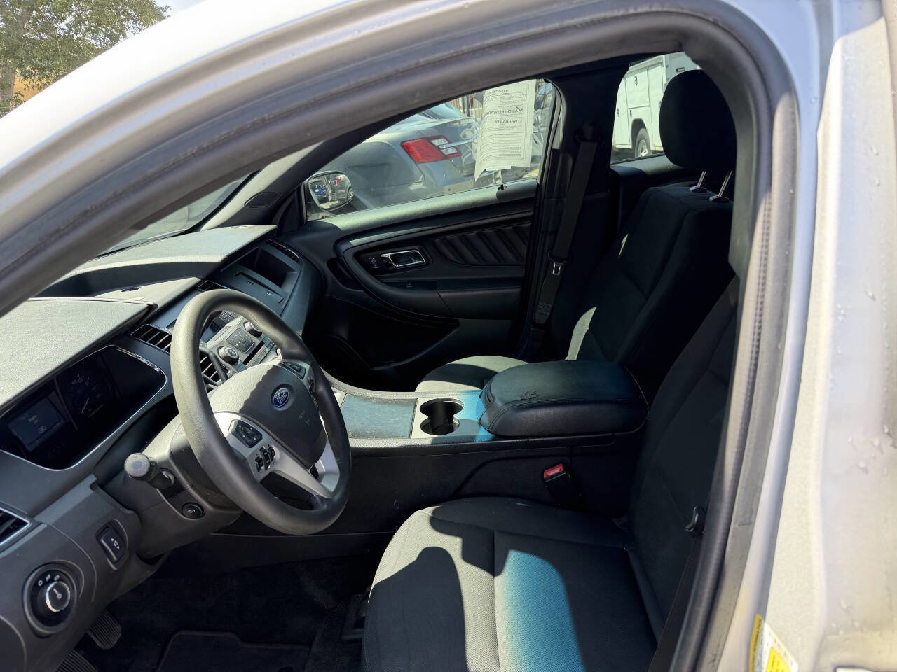 Used 2017 Ford Taurus Police Interceptor FWD image 8