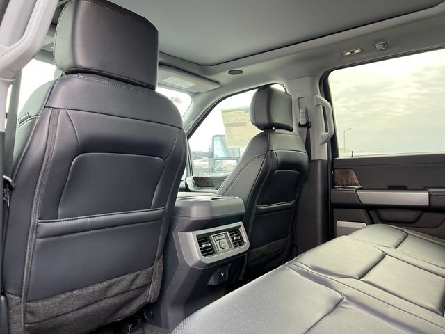 New 2026 Ford F250 Lariat w/ Lariat Ultimate Package AWD/4WD image 46