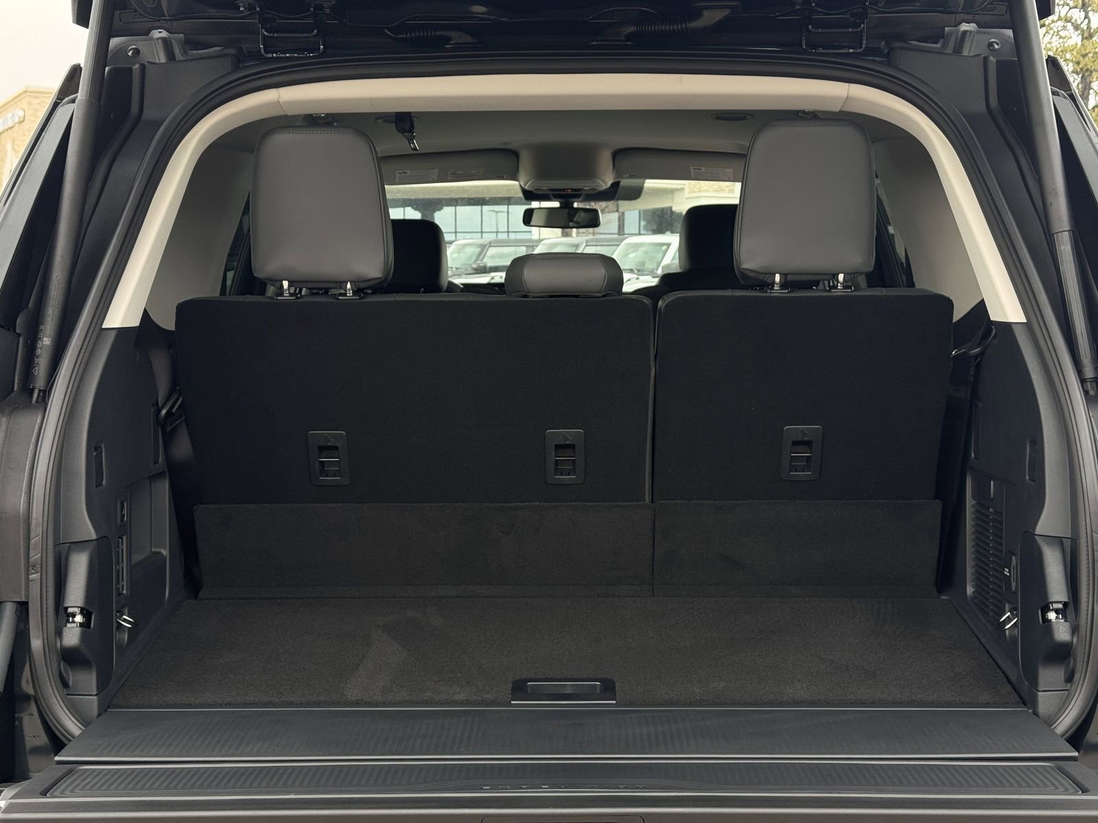 New 2026 Ford Expedition Active image 23