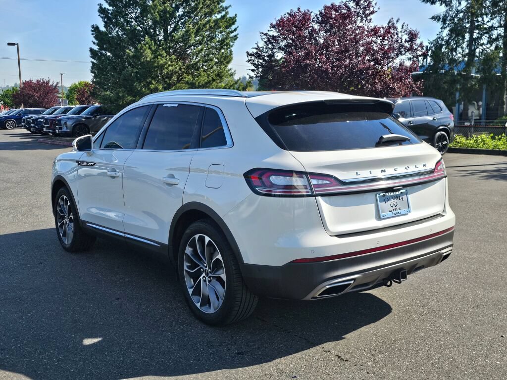 Used 2022 Lincoln Nautilus Reserve w/ Equipment Group 201A AWD/4WD image 5