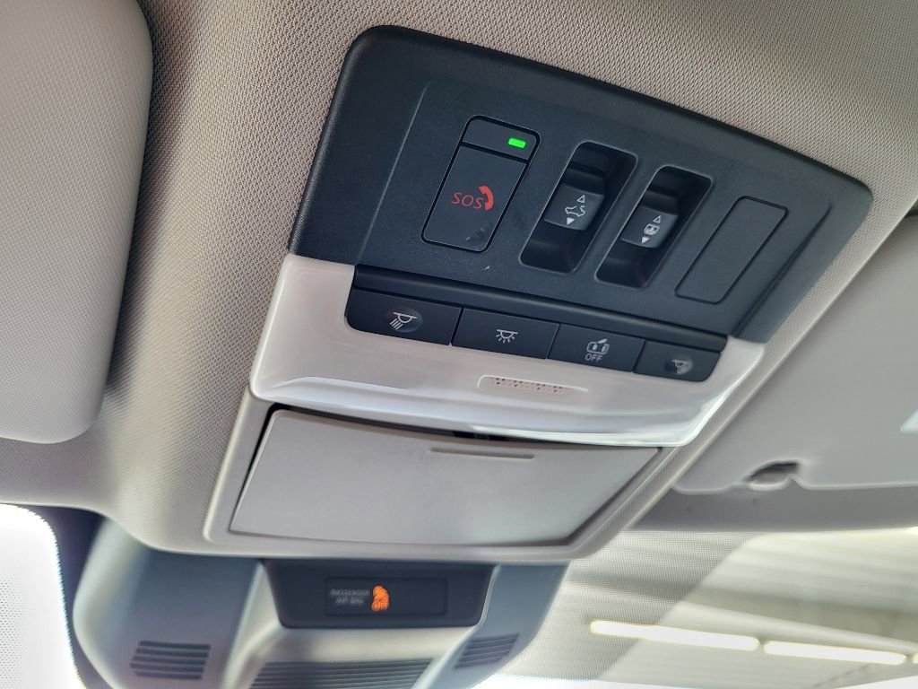 Used 2023 Nissan Rogue SV w/ SV Premium B Package image 25