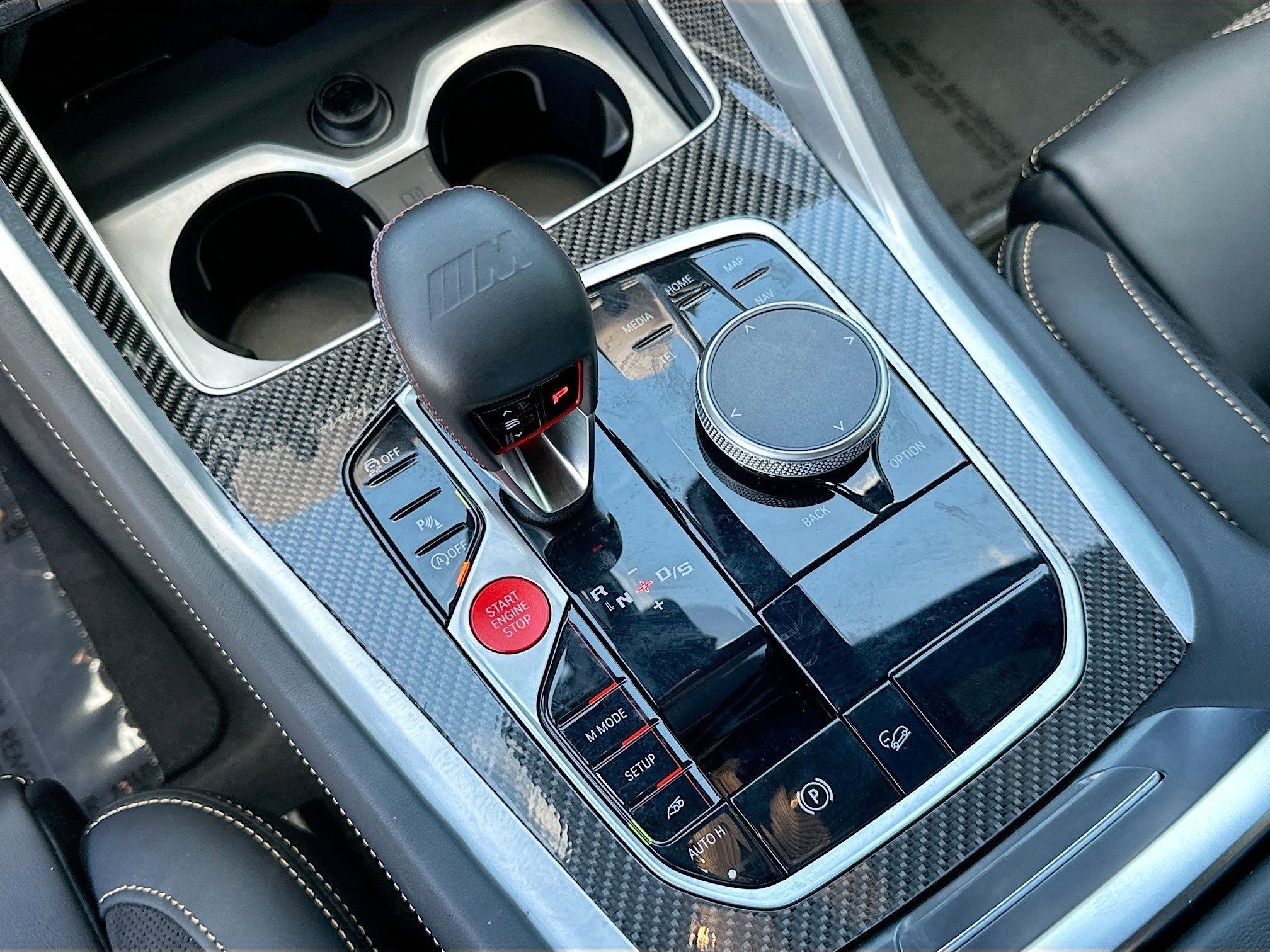 Used 2025 BMW X6 M Competition w/ Executive Package image 17