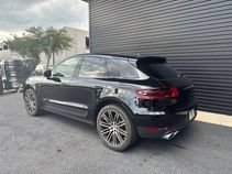 Used 2018 Porsche Macan Sport Edition AWD/4WD image 9