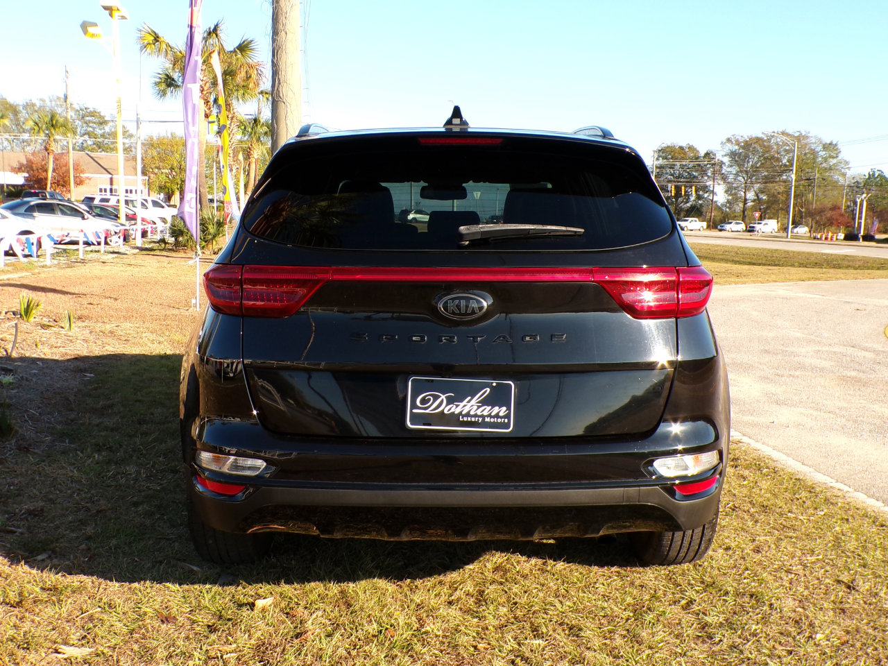 Used 2022 Kia Sportage Nightfall Edition w/ Nightfall Fwd Premium Package image 6