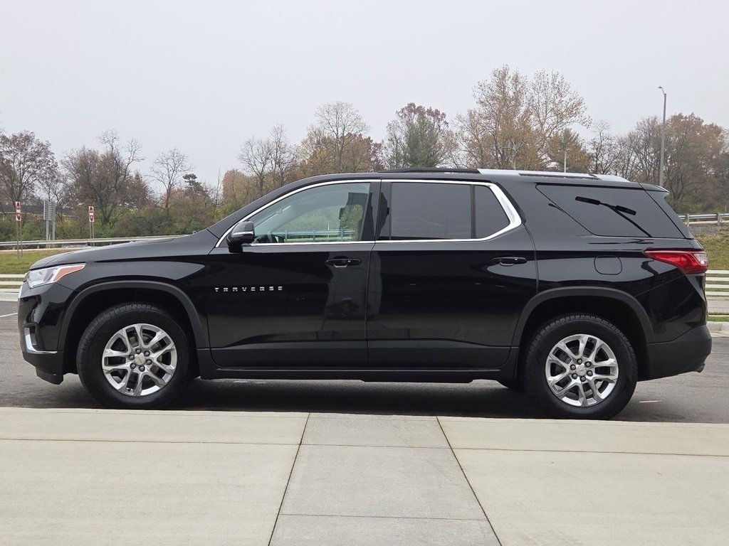 Used 2018 Chevrolet Traverse LT image 21
