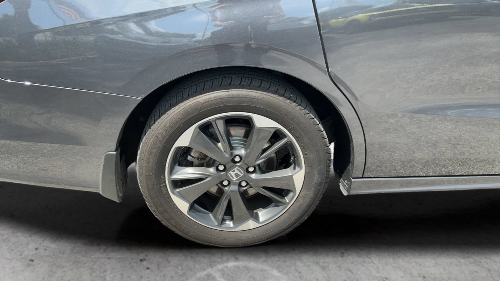 Used 2023 Honda Odyssey Elite image 18