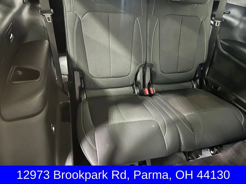 Used 2022 Jeep Grand Cherokee L Laredo w/ Luxury Tech Group I AWD/4WD image 24