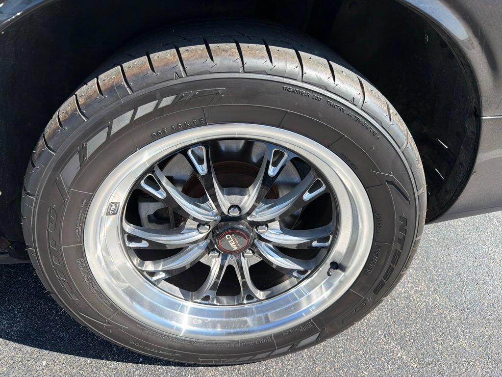 Used 2013 Dodge Challenger R/T Plus RWD image 8