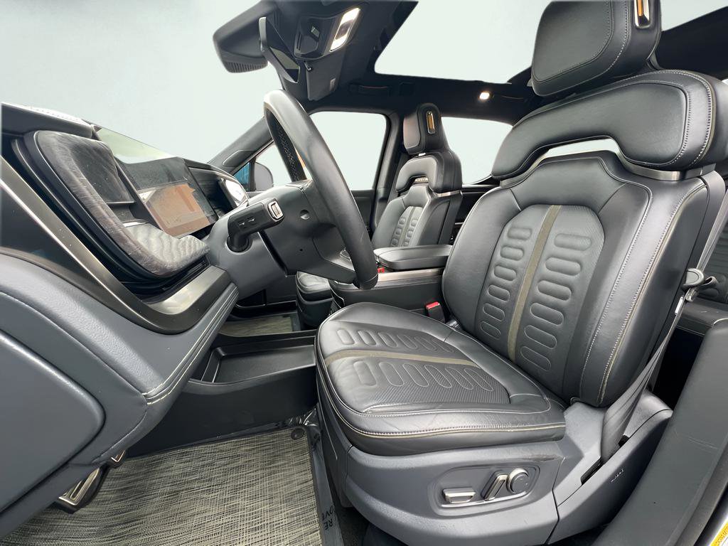 Used 2022 Rivian R1T Launch Edition image 17