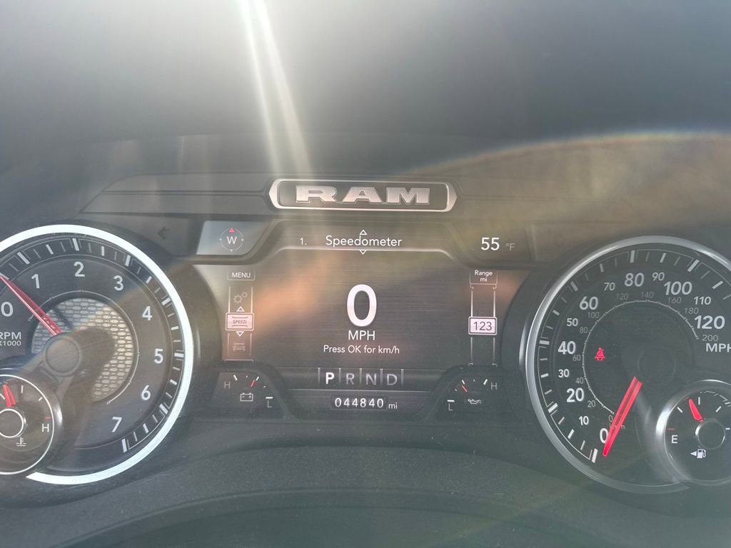 Used 2022 RAM 1500 Big Horn w/ Built-to-serve Edition image 10