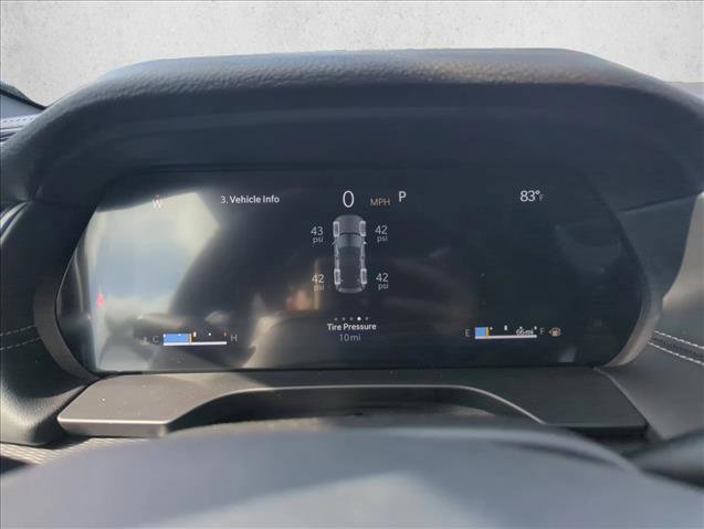 New 2025 Jeep Grand Cherokee Altitude image 7