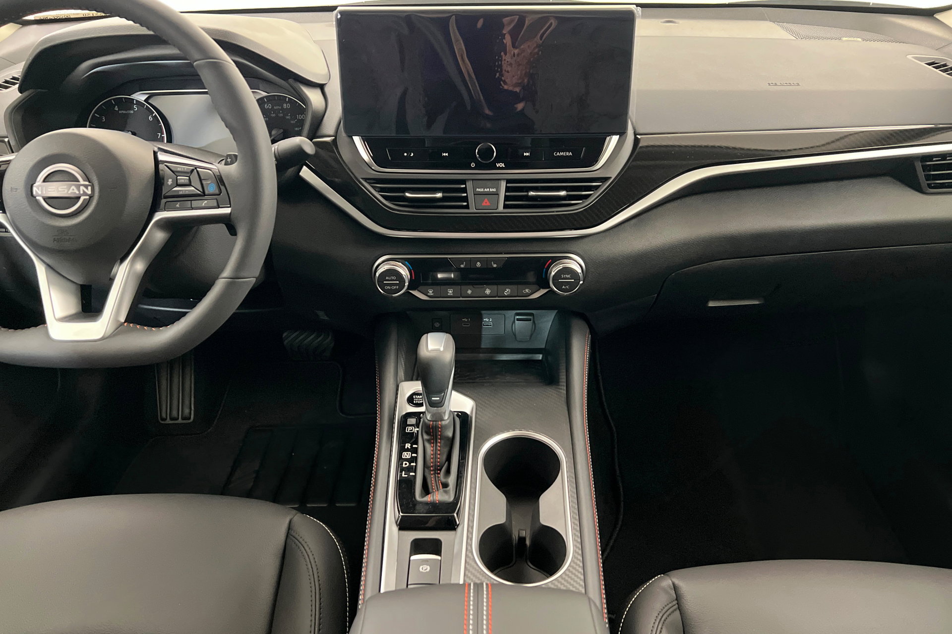 New 2026 Nissan Altima 2.5 SR image 13