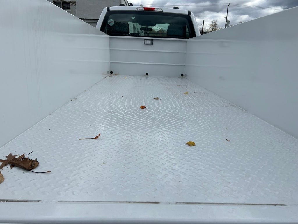 New 2026 Ford F550 4x4 Regular Cab Super Duty image 7