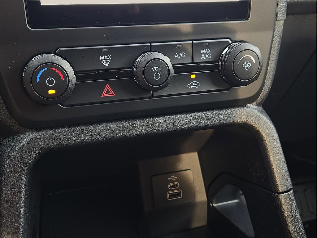 New 2025 Ford Ranger XLT w/ FX4 Off-Road Package image 13