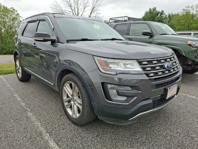 Used 2017 Ford Explorer XLT w/ Equipment Group 202A