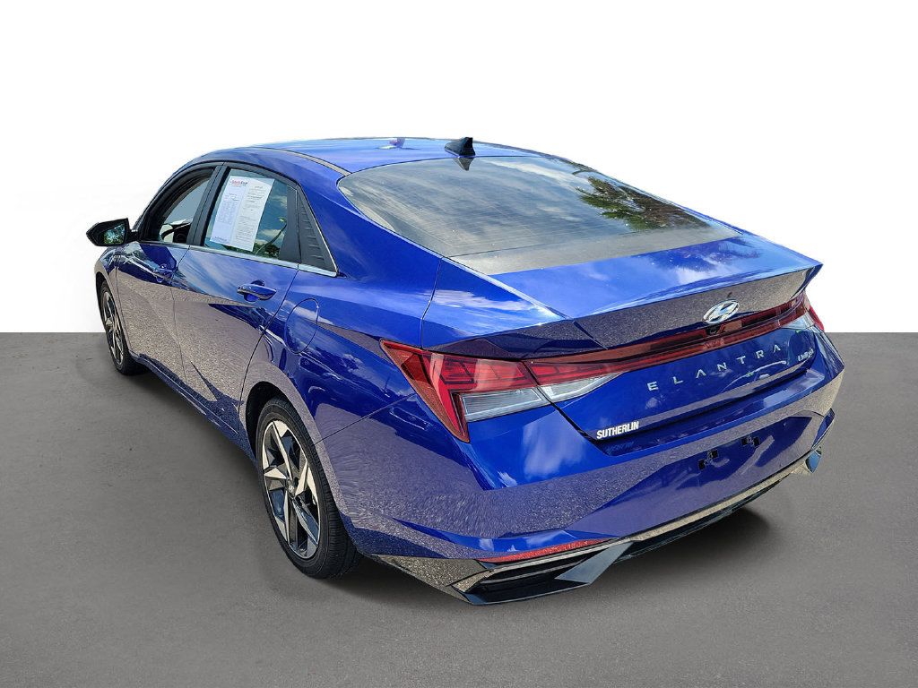 Used 2023 Hyundai Elantra Limited FWD image 4
