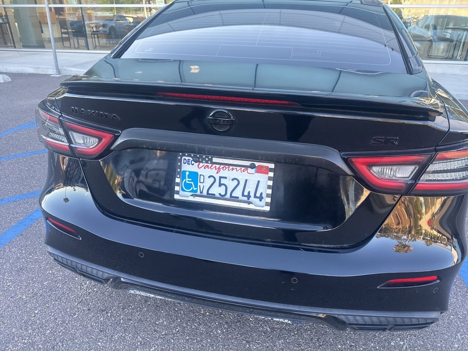 Used 2019 Nissan Maxima SR w/ Premium Package image 6