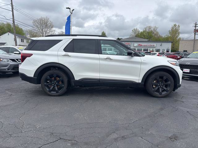 Used 2023 Ford Explorer ST-Line w/ Class IV Trailer Tow Package AWD/4WD image 8