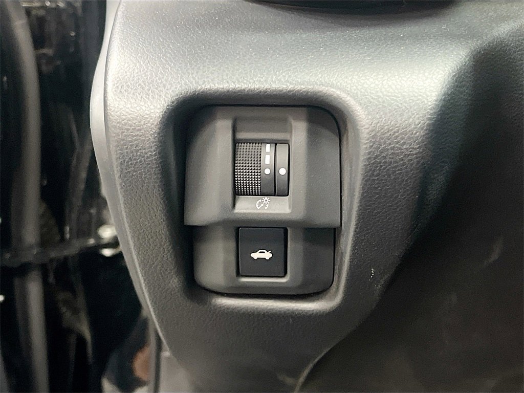 Used 2025 Toyota GR86 Premium w/ ALL Weather Mat Package (TMS) image 10