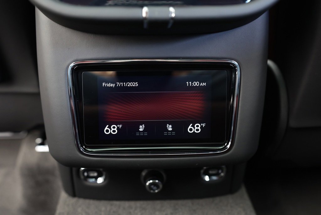 New 2024 Bentley Bentayga image 20