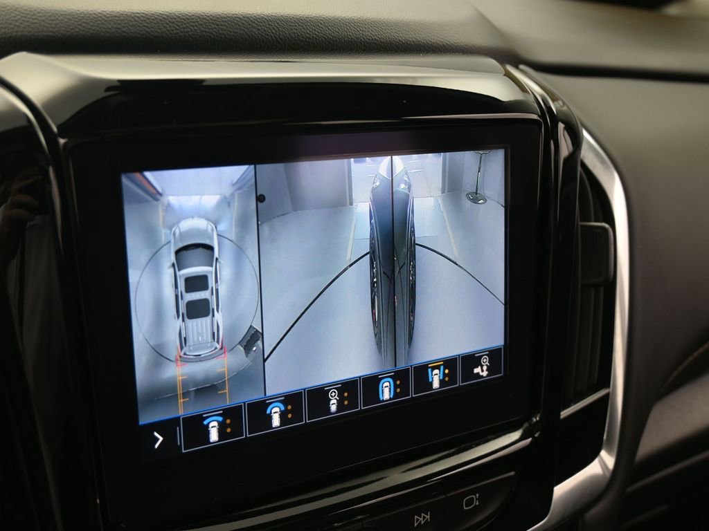 Used 2021 Chevrolet Traverse Premier w/ Redline Edition image 35