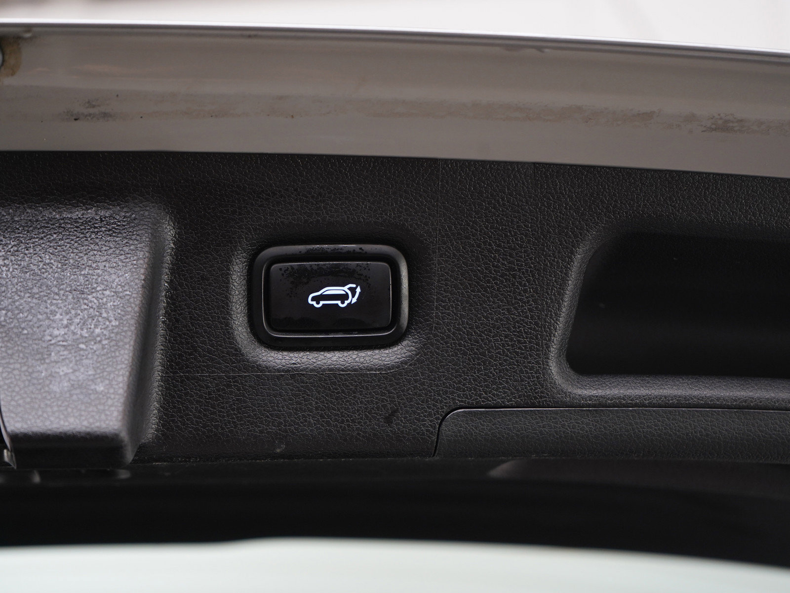 Used 2023 Hyundai Santa Fe SEL Premium w/ Cargo Package image 11